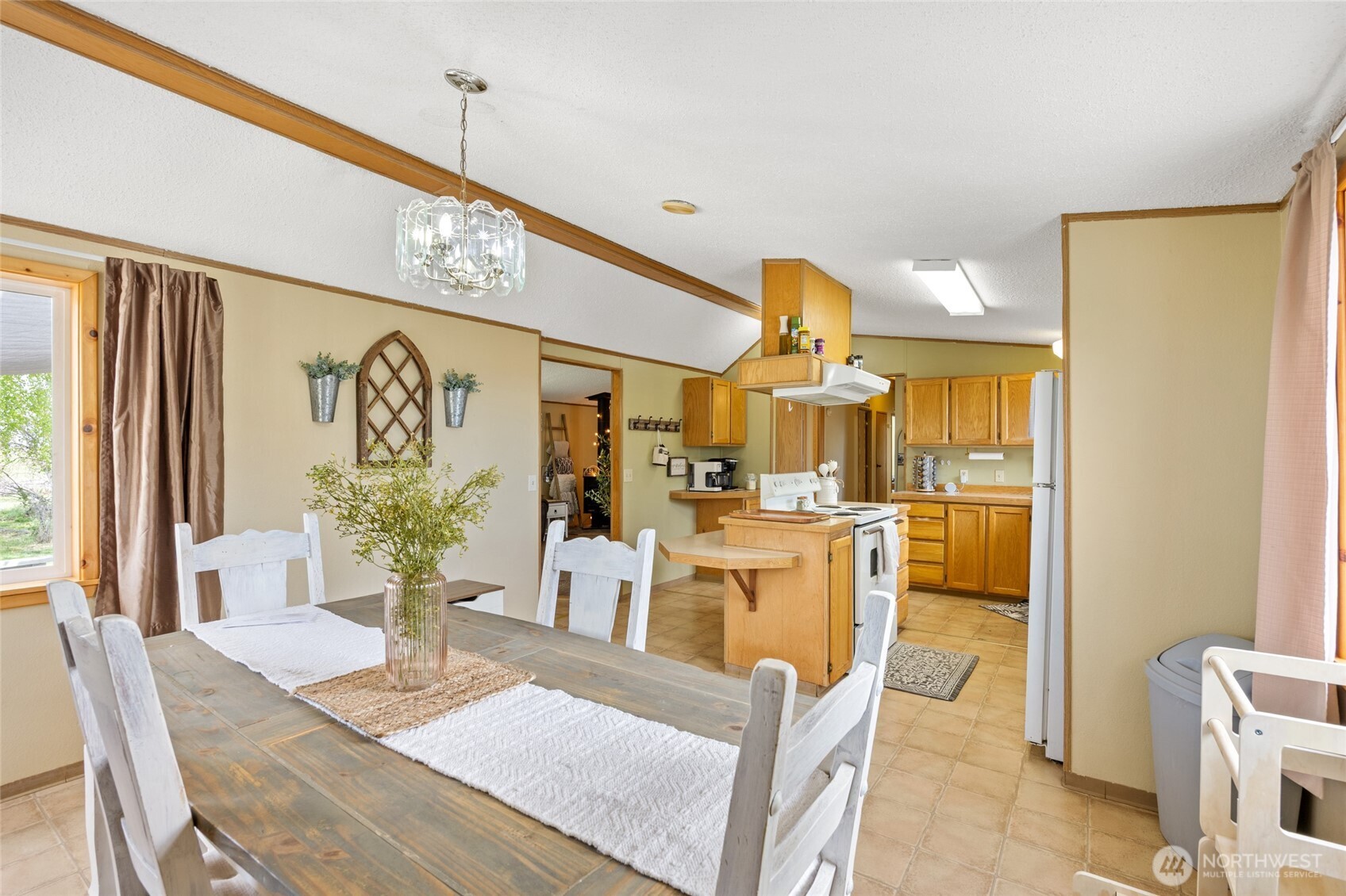 17325 NE B.5 Road , Soap Lake, WA 98851