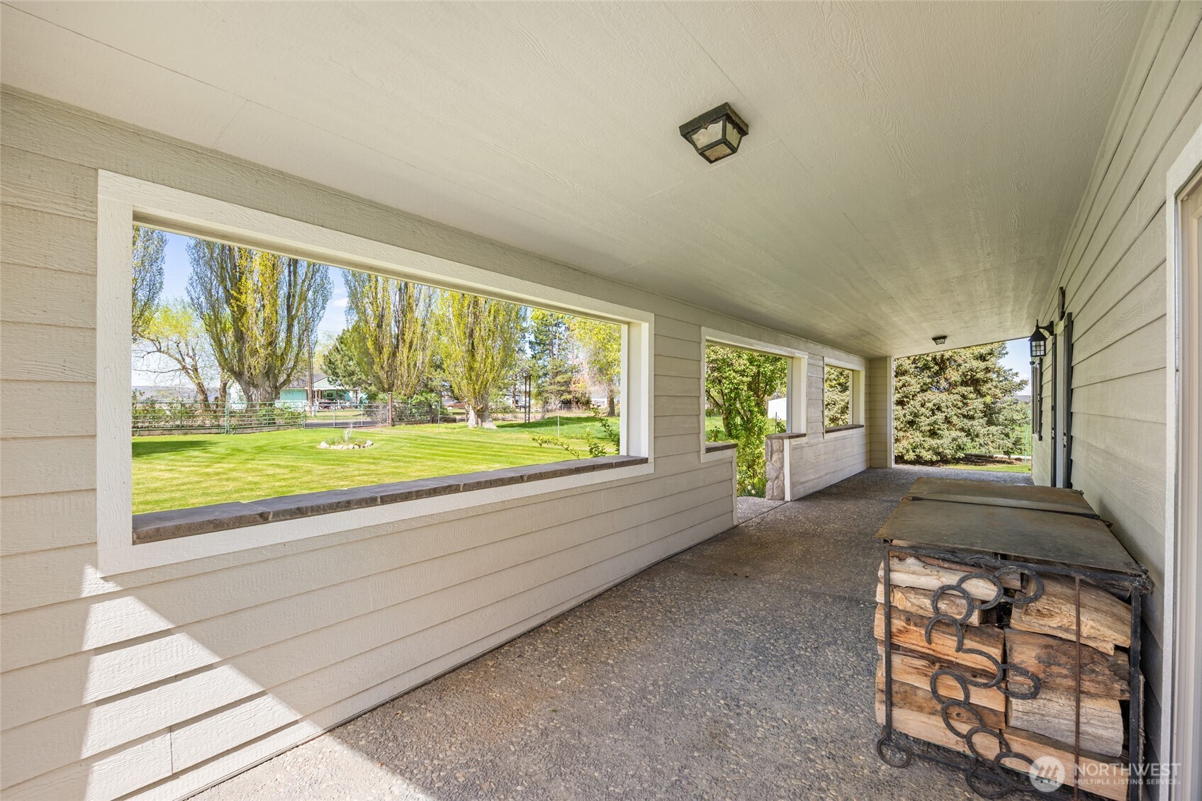 17325 NE B.5 Road , Soap Lake, WA 98851