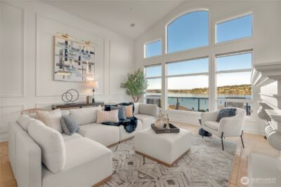 15517 Lake Shore Boulevard NE, Lake Forest Park, WA 98155 - Photo 1