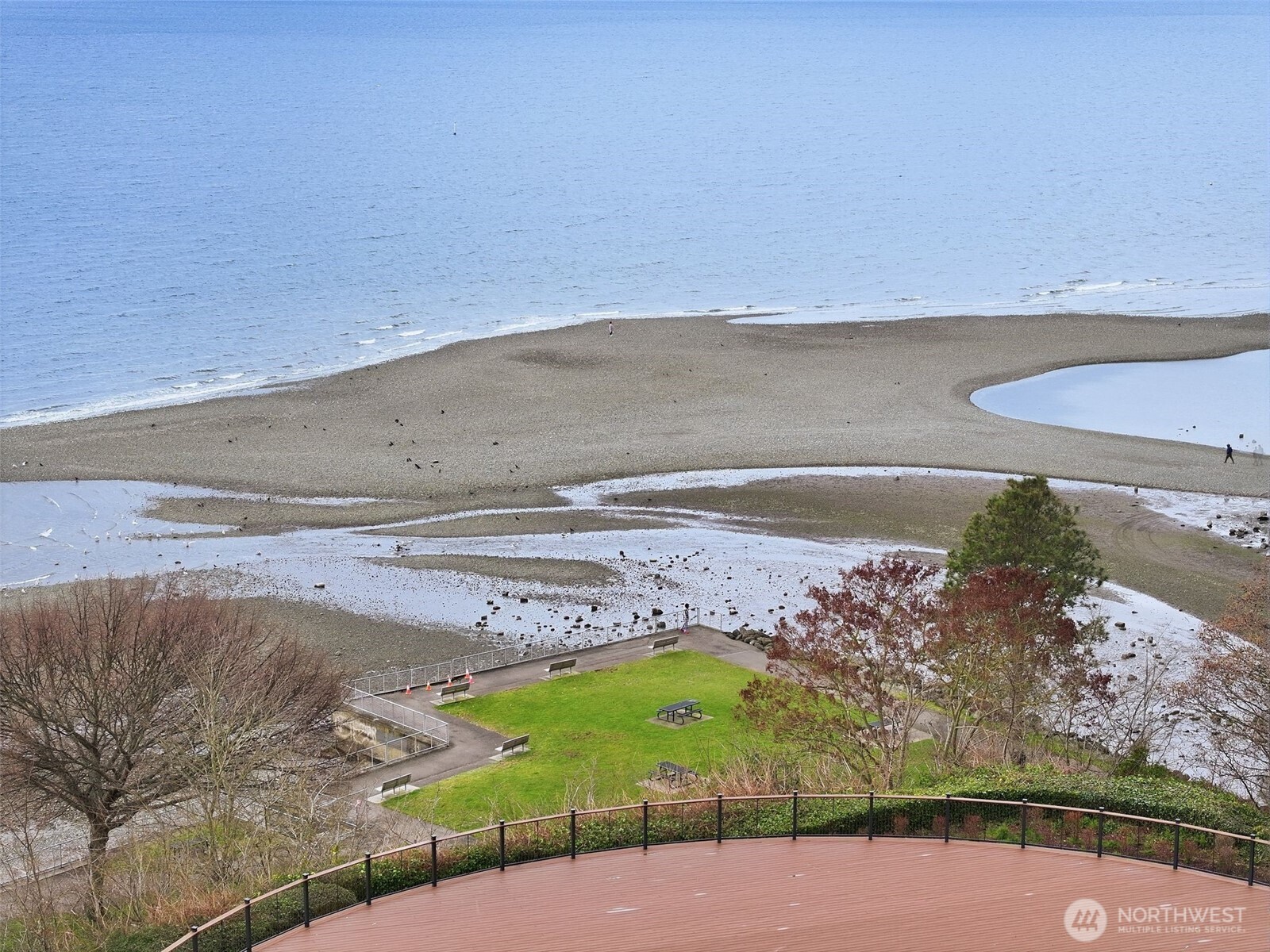 22211 Cliff Avenue S #104, Des Moines, WA 98198