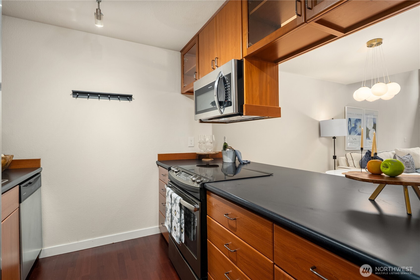 7309 Sand Point Way NE #B727, Seattle, WA 98115