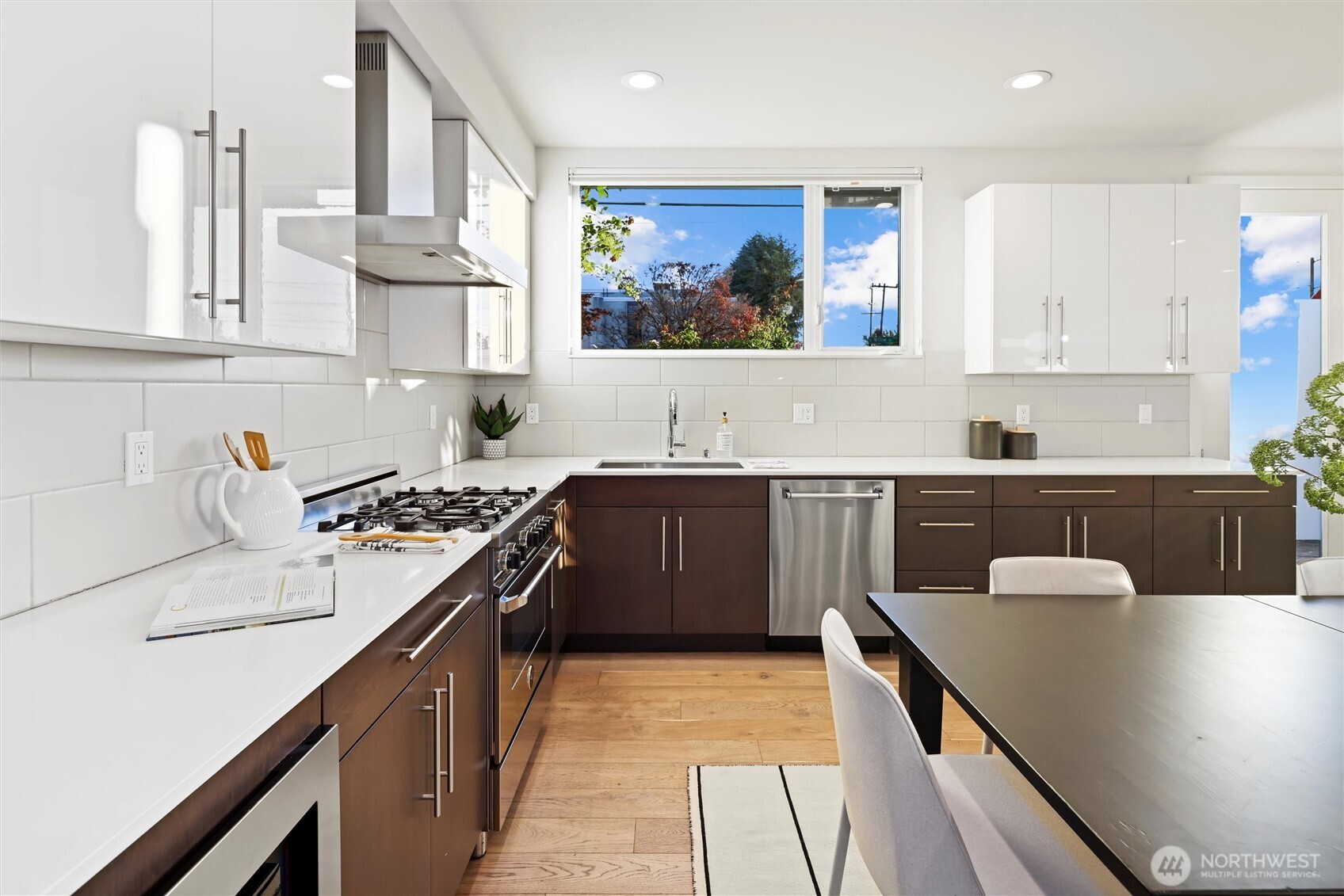 700 S Willow St , Seattle, WA 98108