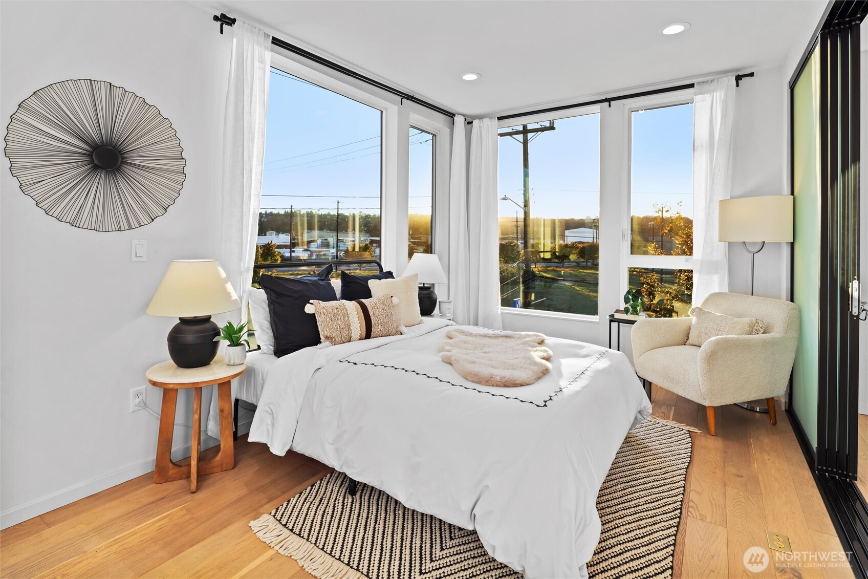 700 S Willow St , Seattle, WA 98108