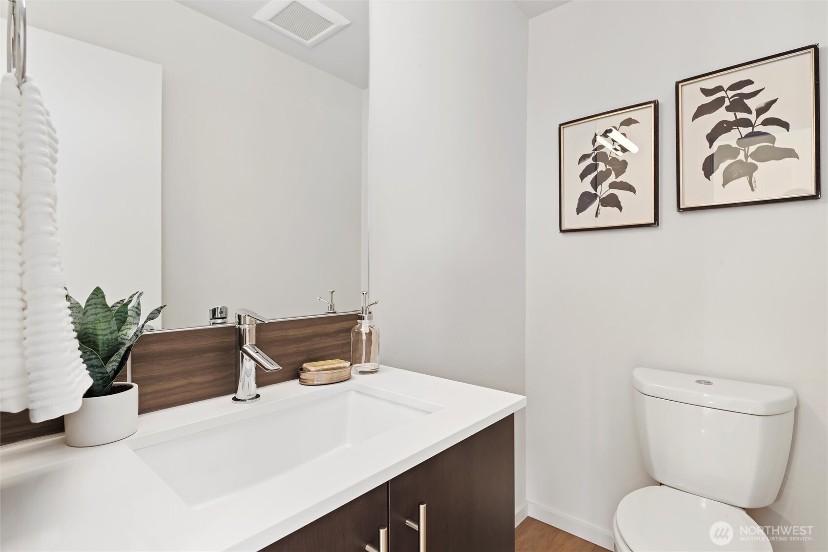 700 S Willow St , Seattle, WA 98108