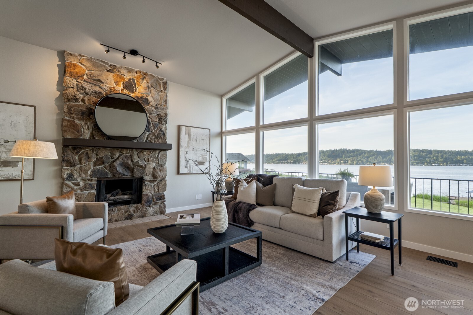 5110 NW Sammamish Road , Issaquah, WA 98027
