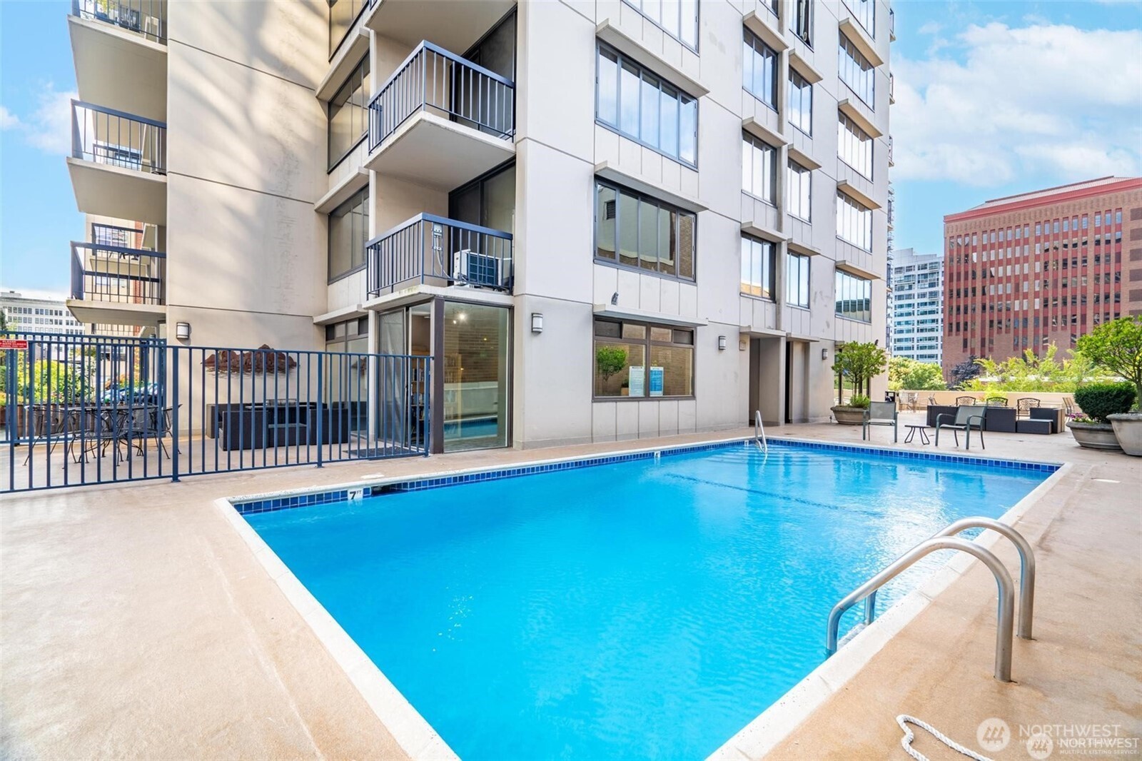 2100 3rd Avenue #802, Seattle, WA 98121