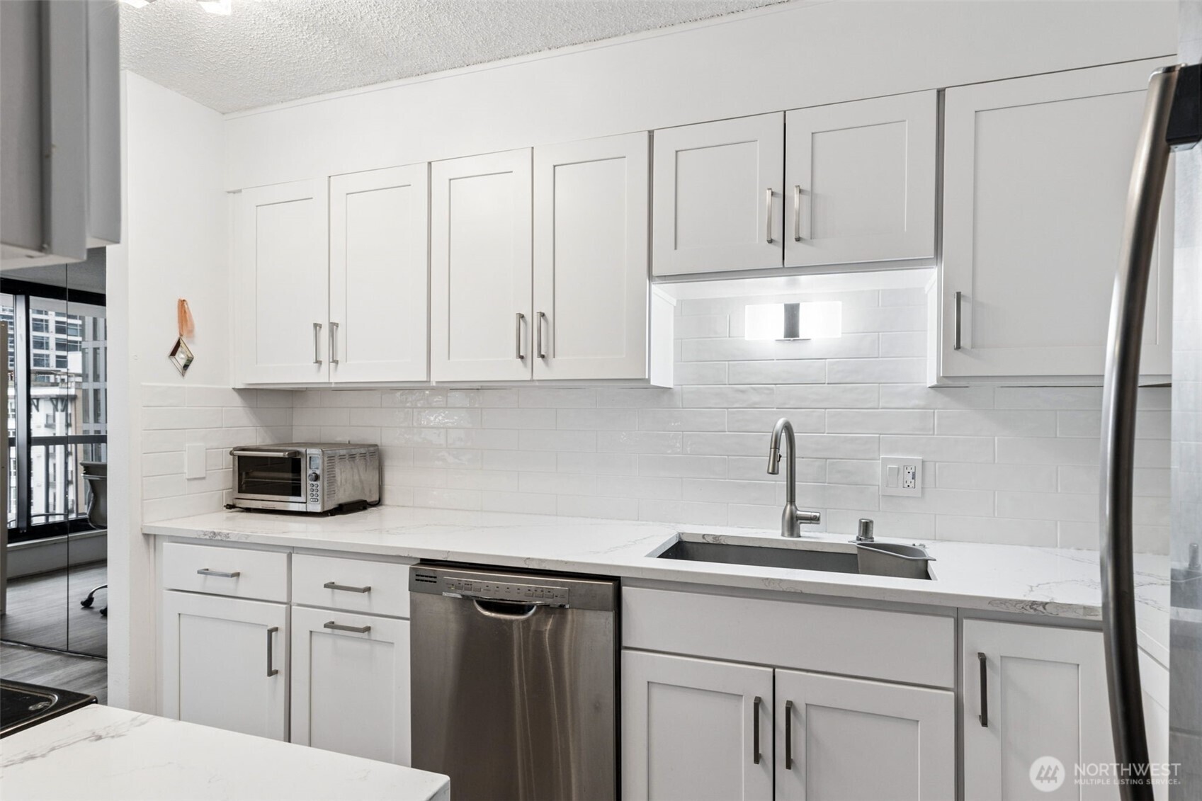 2100 3rd Avenue #802, Seattle, WA 98121