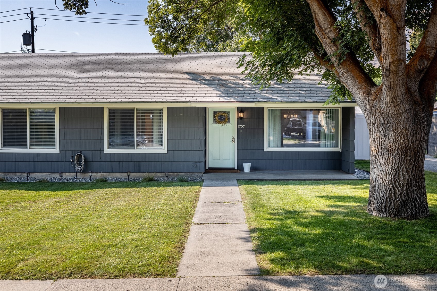 1235 Montana St , Wenatchee, WA 98801