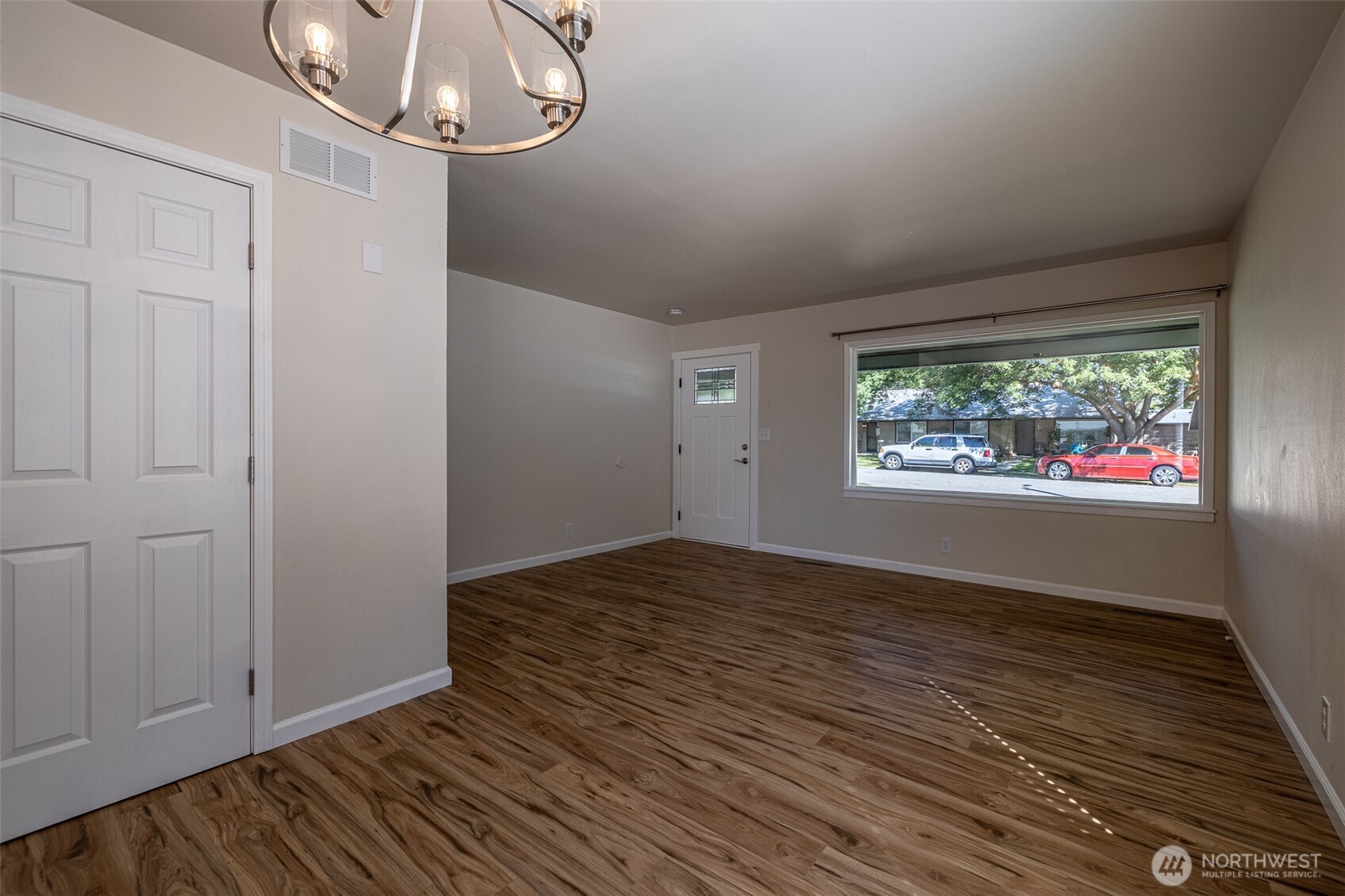 1235 Montana St , Wenatchee, WA 98801