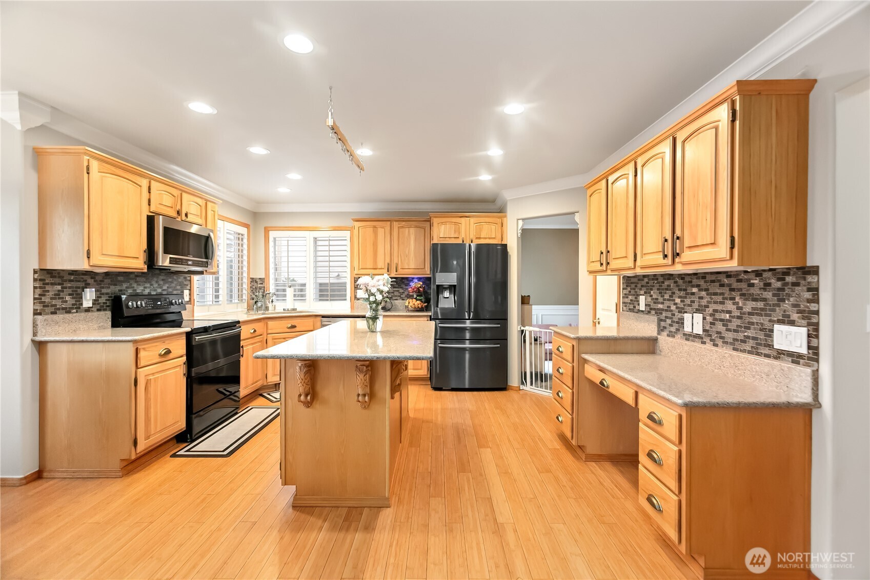 3918 Norpoint Way NE, Tacoma, WA 98422