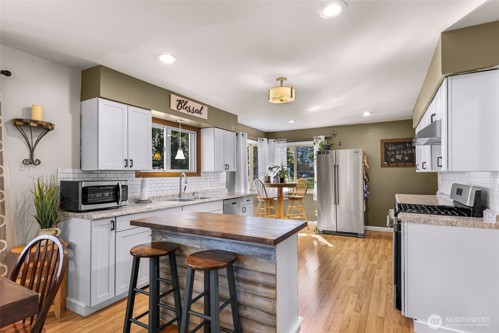 306 W King Tut Road , Bellingham, WA 98226