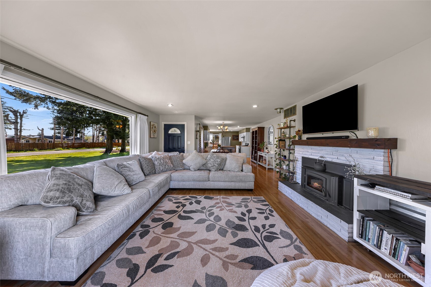 306 W King Tut Road , Bellingham, WA 98226
