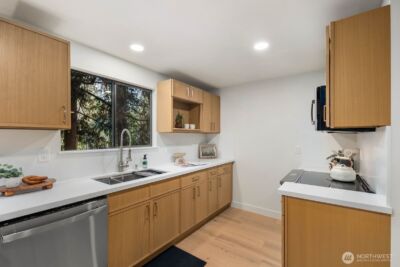 25529 SE 159th Street , Issaquah, WA 98027-8249 - Photo 16