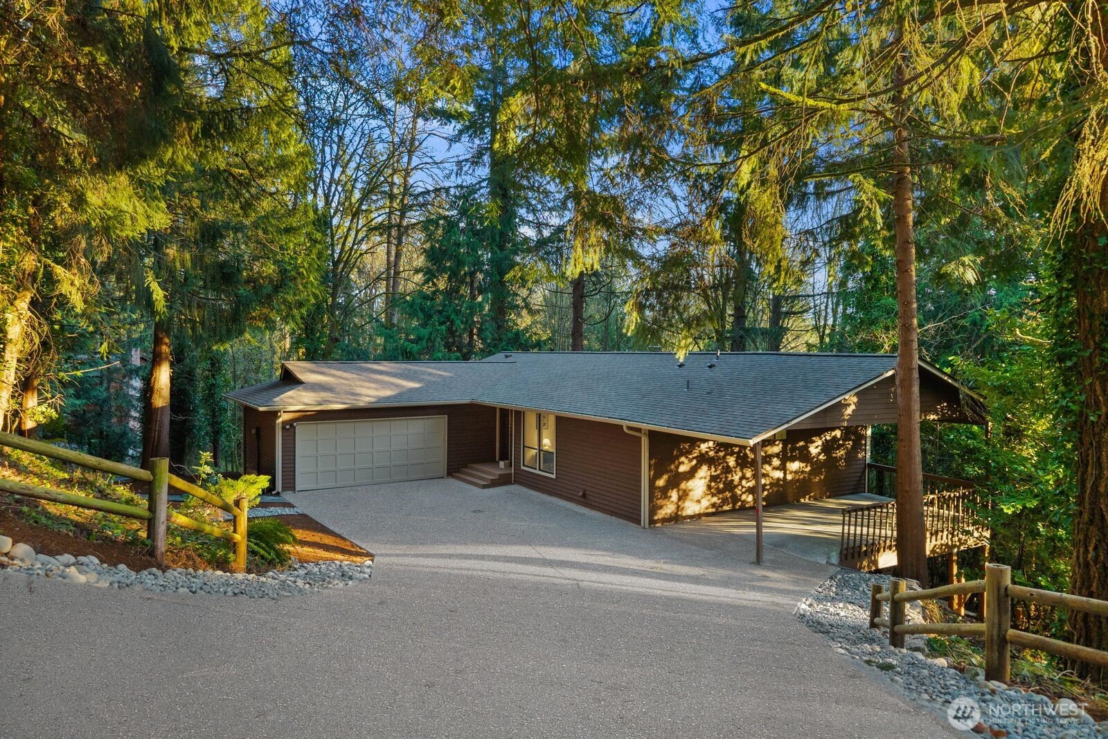 25529 SE 159th Street , Issaquah, WA 98027-8249