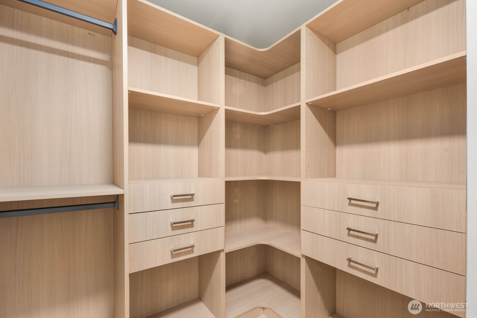 25529 SE 159th Street , Issaquah, WA 98027-8249