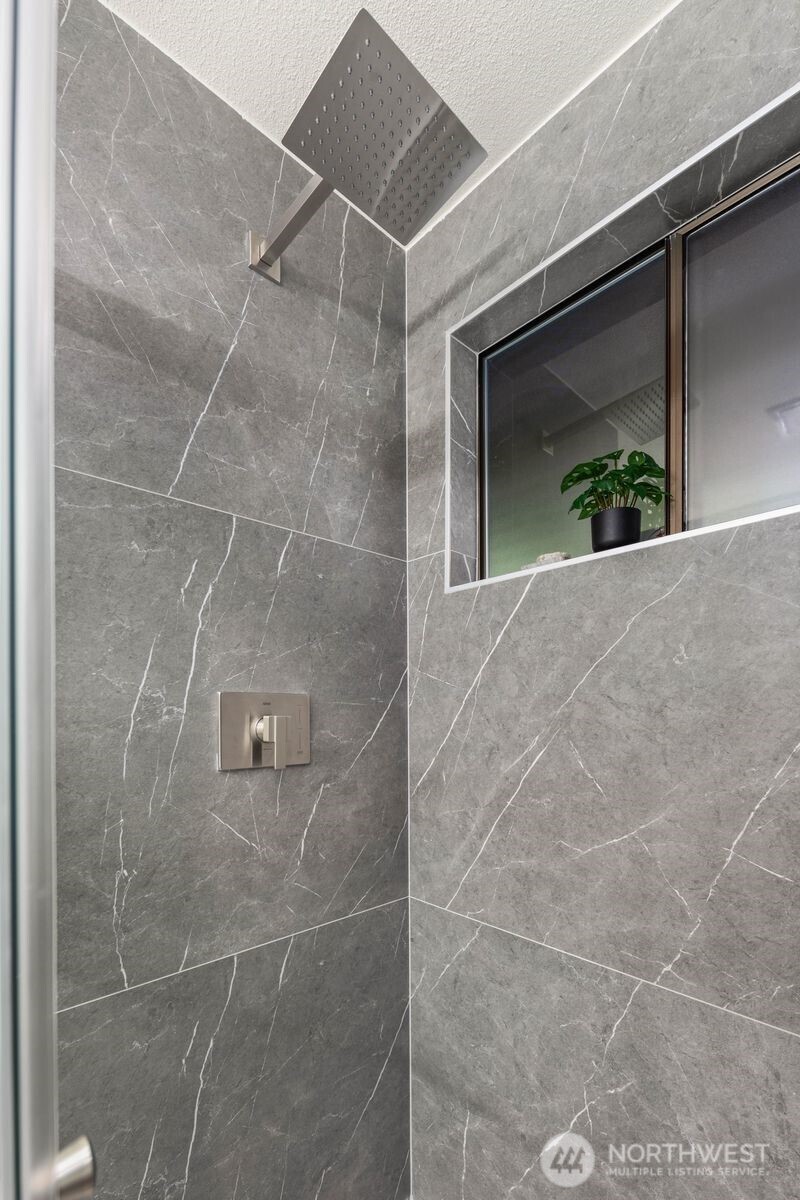 25529 SE 159th Street , Issaquah, WA 98027-8249