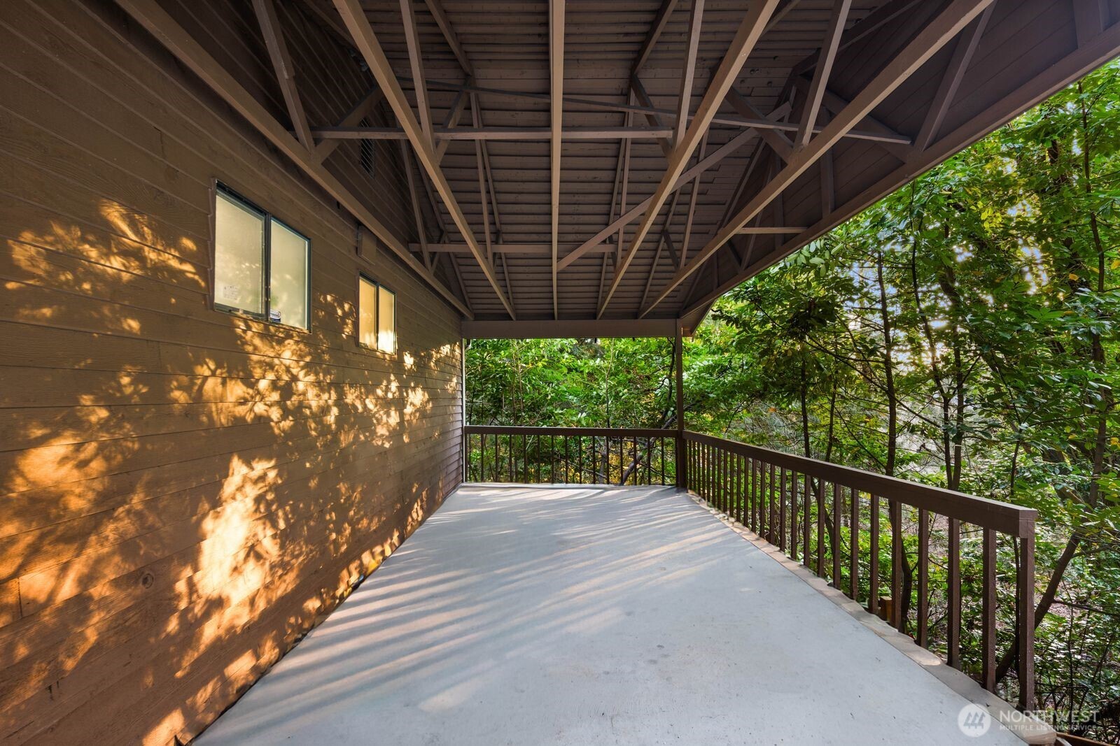 25529 SE 159th Street , Issaquah, WA 98027-8249