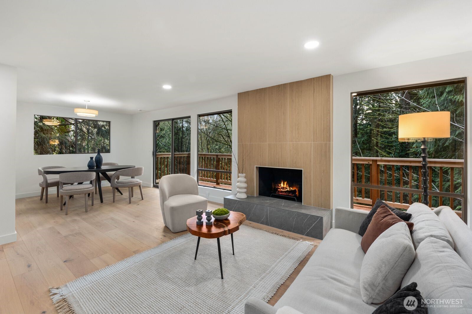 25529 SE 159th Street , Issaquah, WA 98027-8249