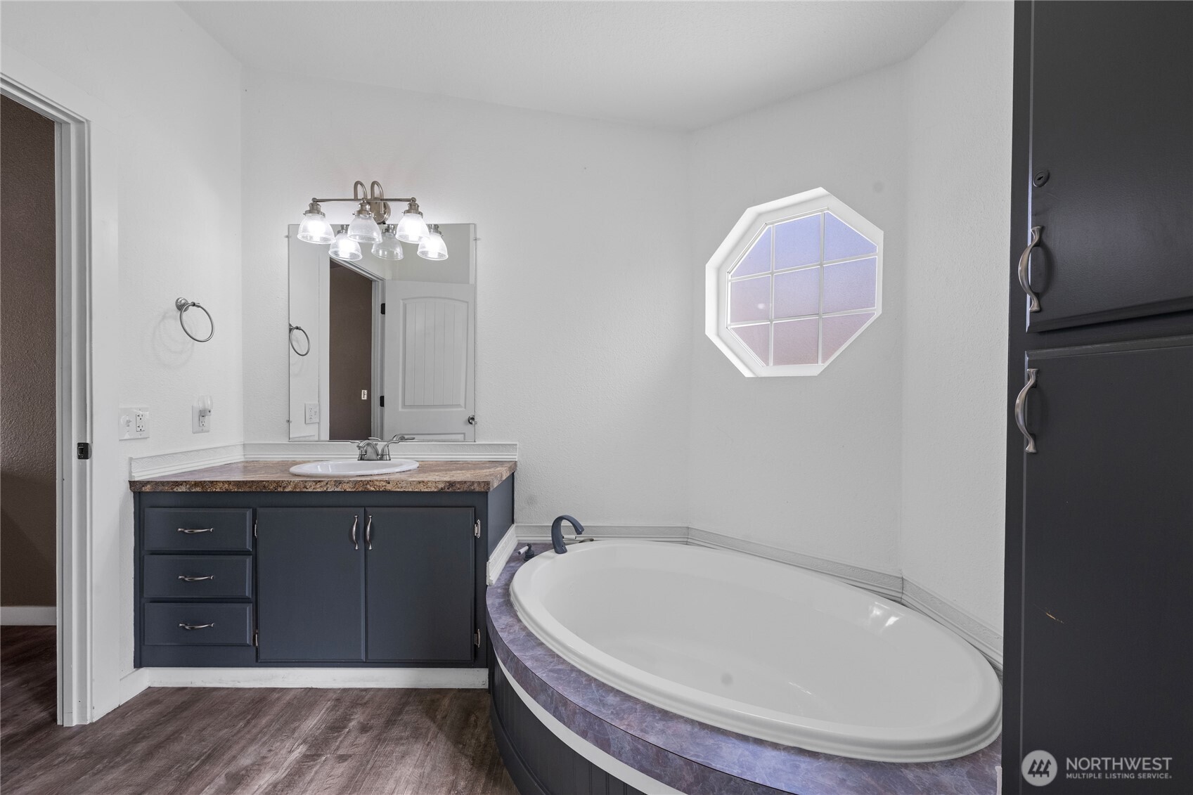 5206 Sandridge Road , Long Beach, WA 98631