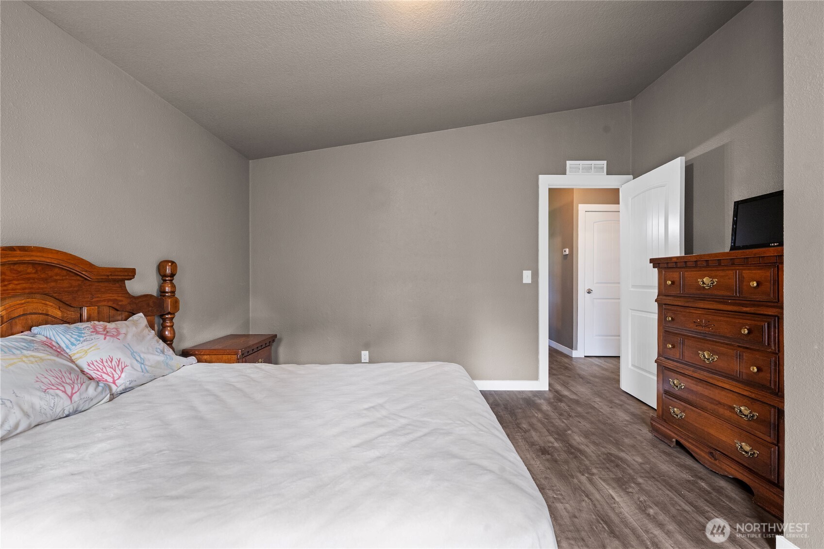 5206 Sandridge Road , Long Beach, WA 98631