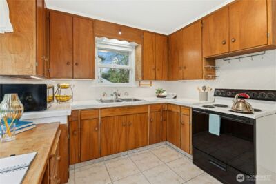 6526 NE 198th Street , Kenmore, WA 98028 - Photo 13