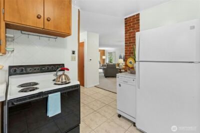 6526 NE 198th Street , Kenmore, WA 98028 - Photo 17
