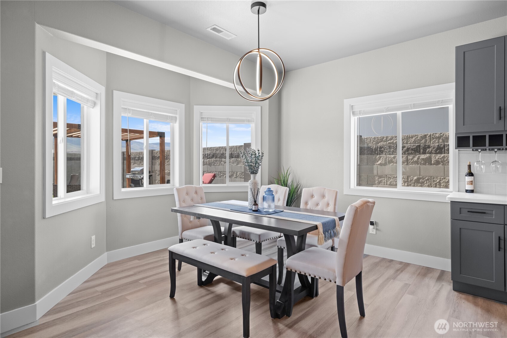 416 Edgewater Way SW, Mattawa, WA 99349