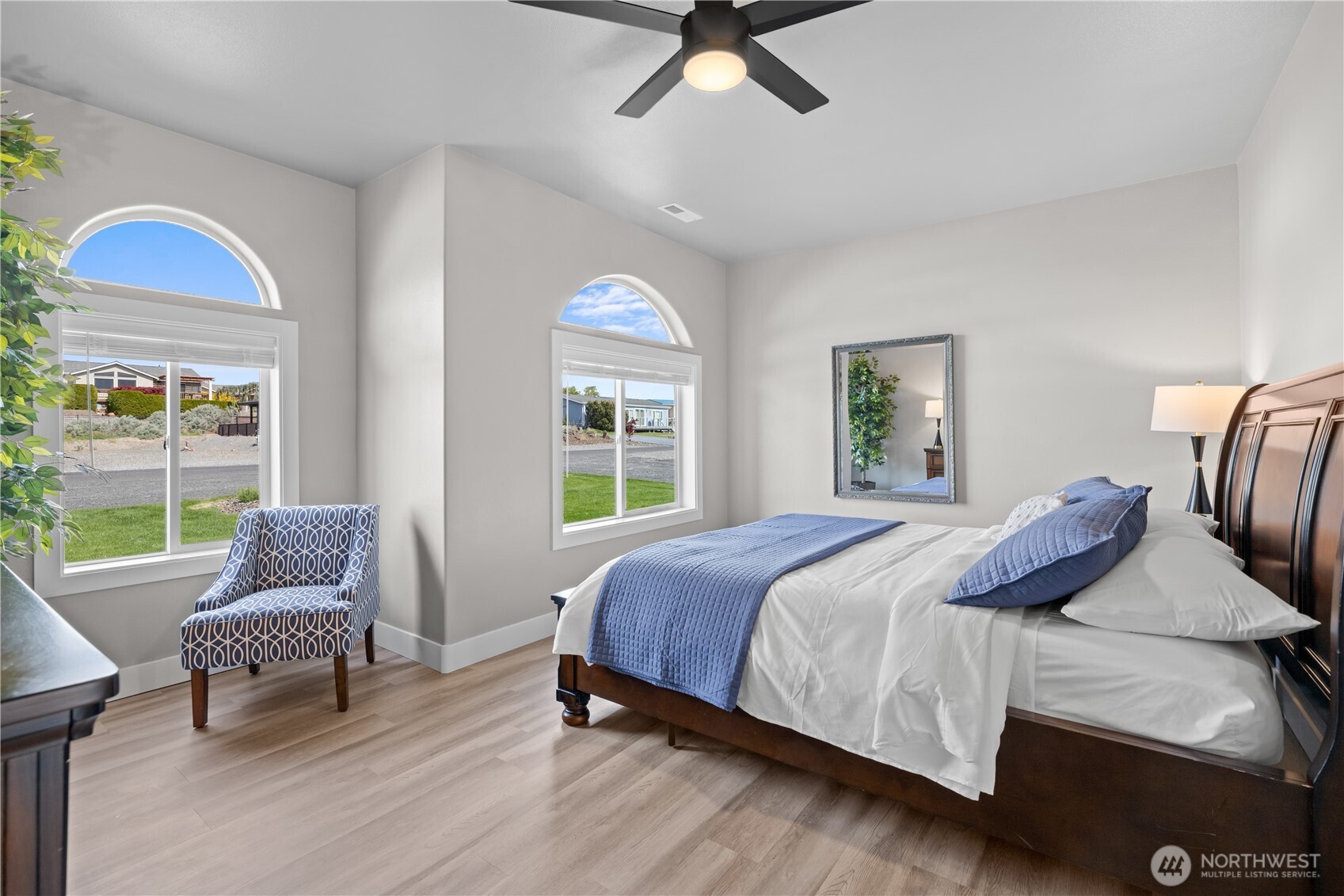 416 Edgewater Way SW, Mattawa, WA 99349