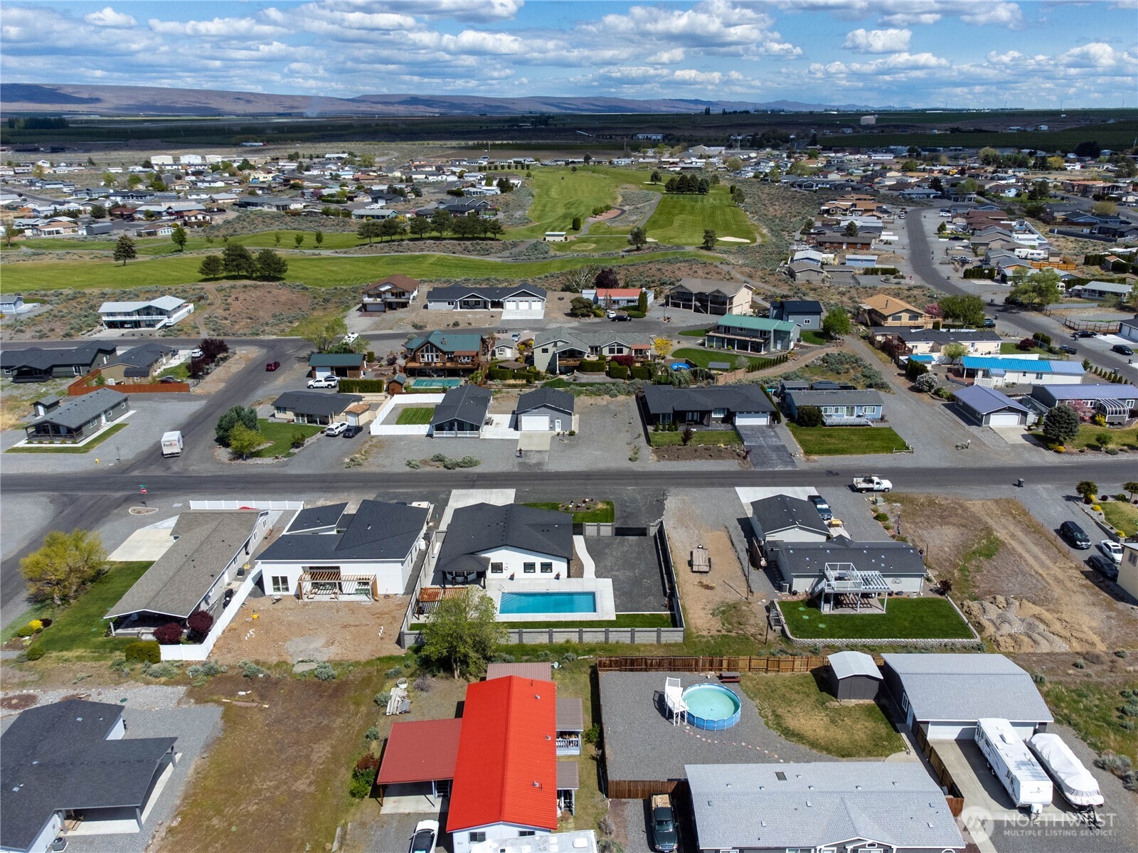 416 Edgewater Way SW, Mattawa, WA 99349