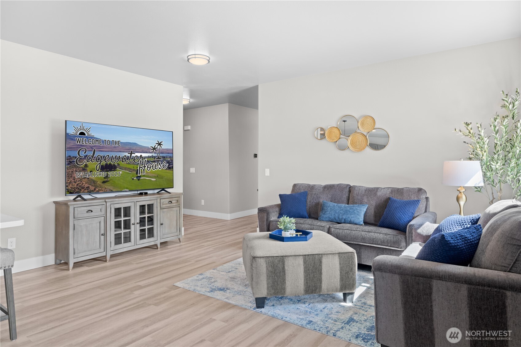 416 Edgewater Way SW, Mattawa, WA 99349