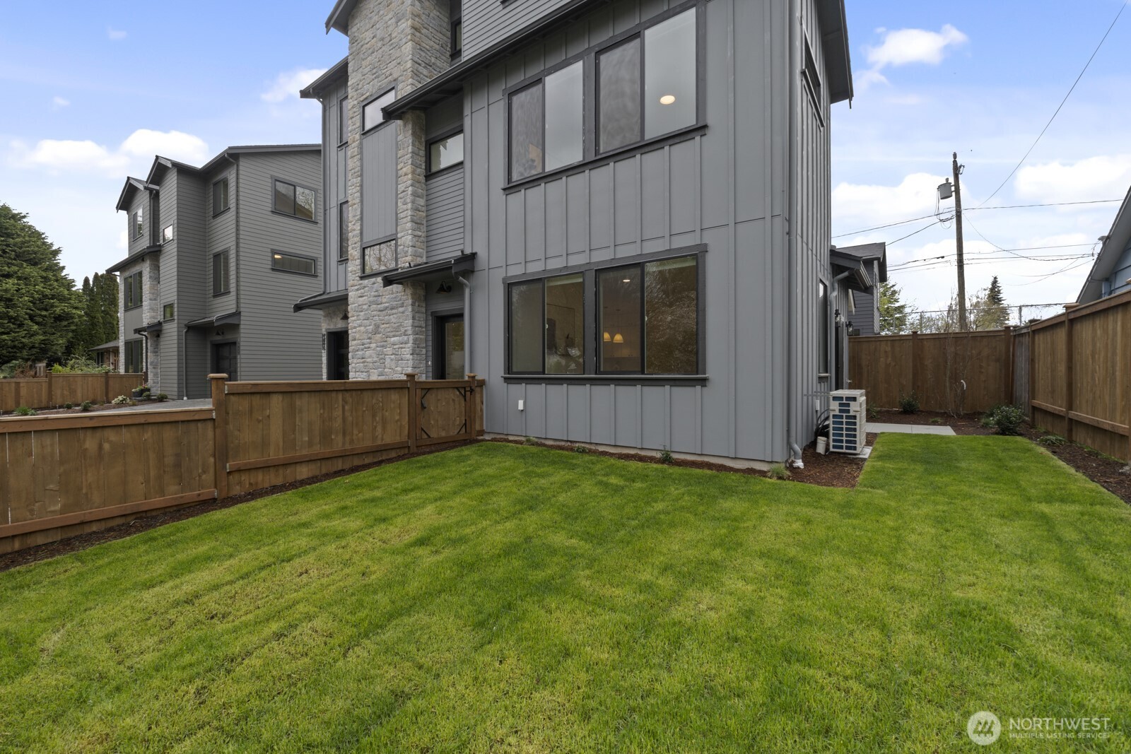2723 NE 87th Street , Seattle, WA 98115