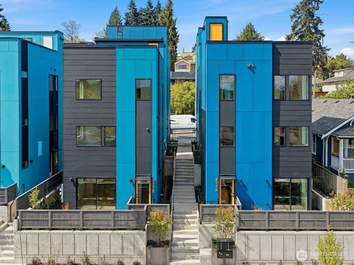4517 35th Avenue S #A, Seattle, WA 98118