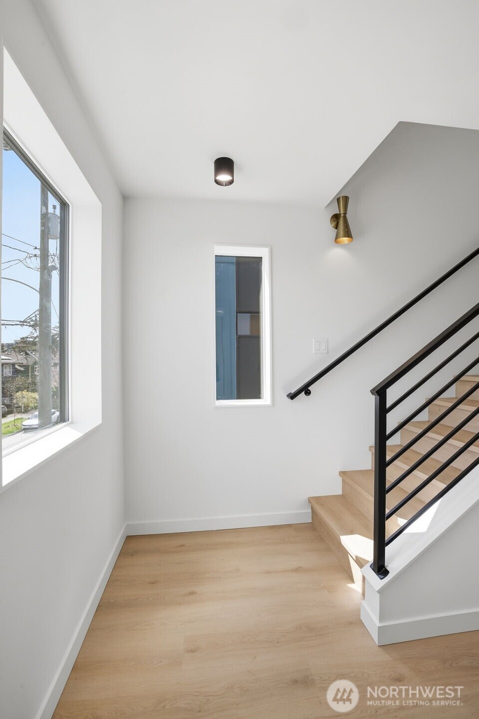 4517 35th Avenue S #A, Seattle, WA 98118