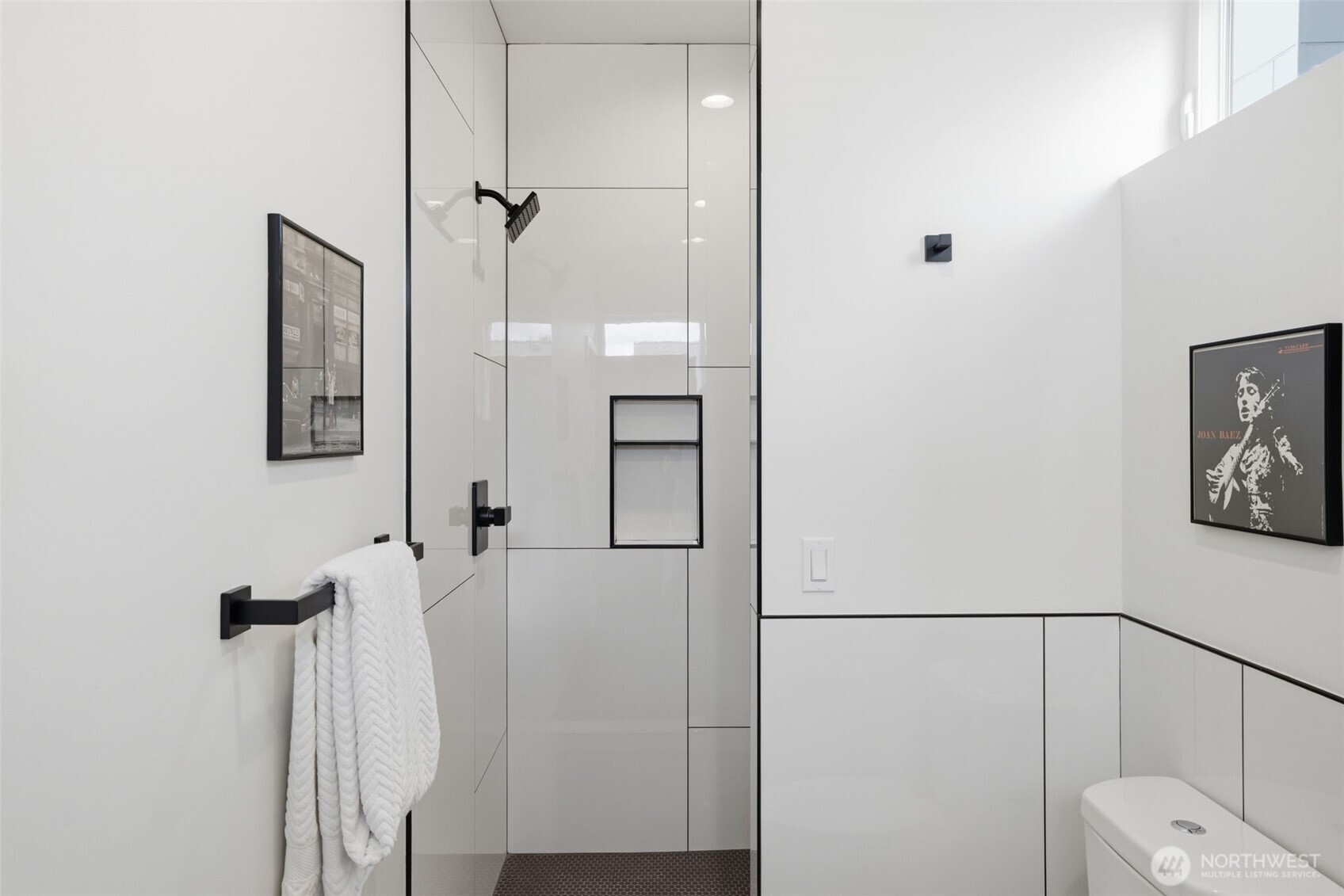 4517 35th Avenue S #A, Seattle, WA 98118