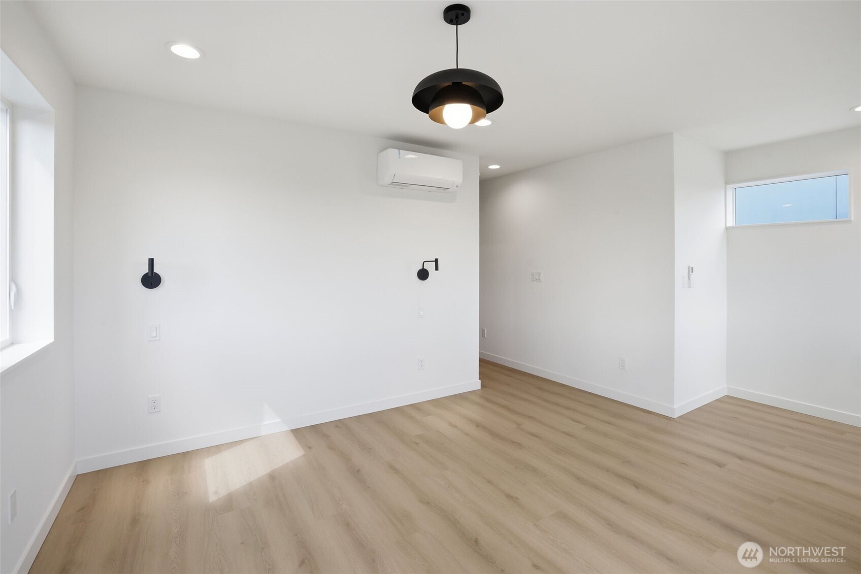 4517 35th Avenue S #E, Seattle, WA 98118
