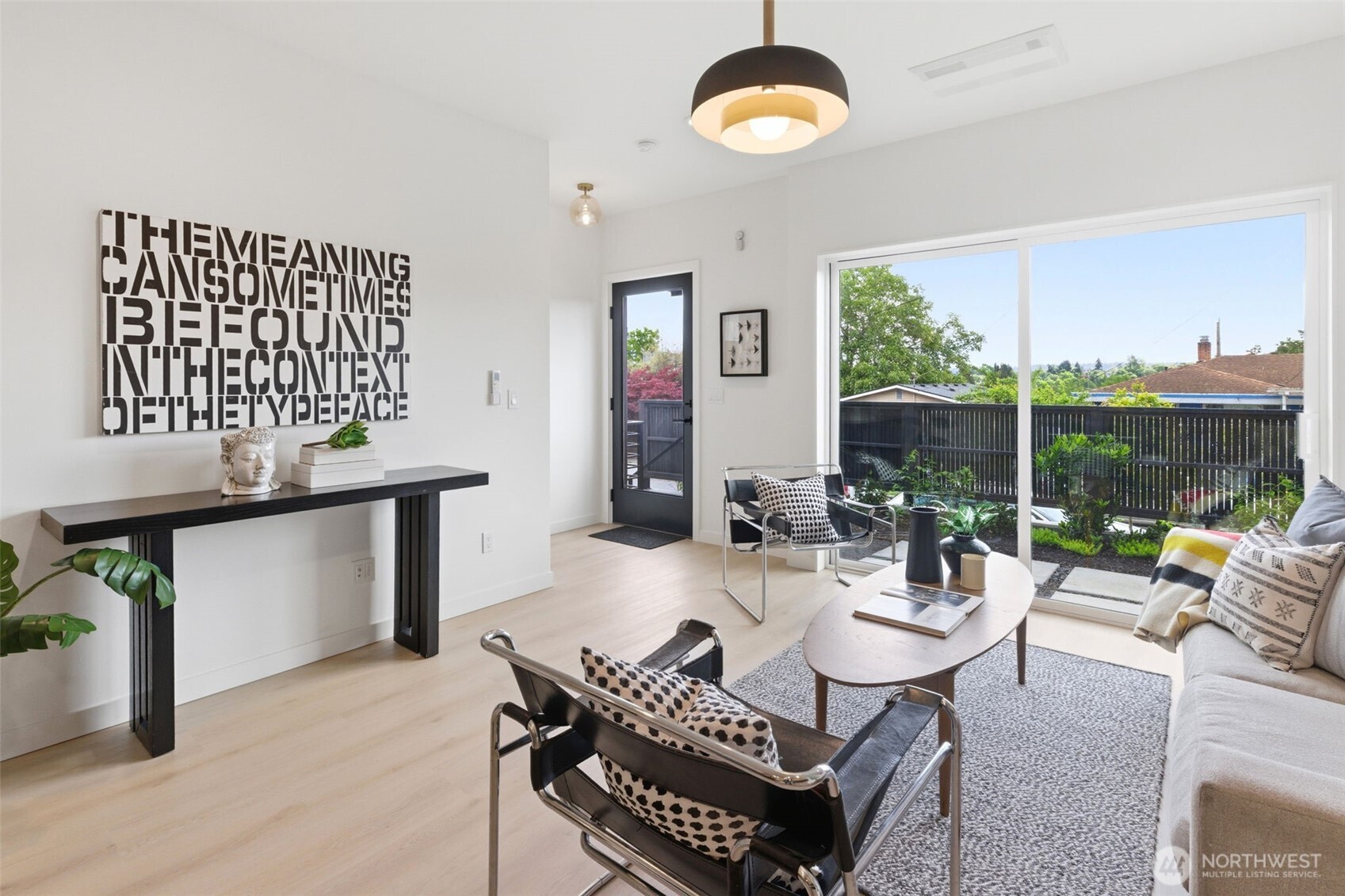 4517 35th Avenue S #E, Seattle, WA 98118