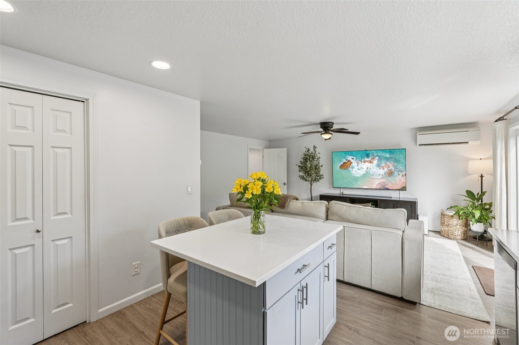 16001 NE 4th Way , Vancouver, WA 98684