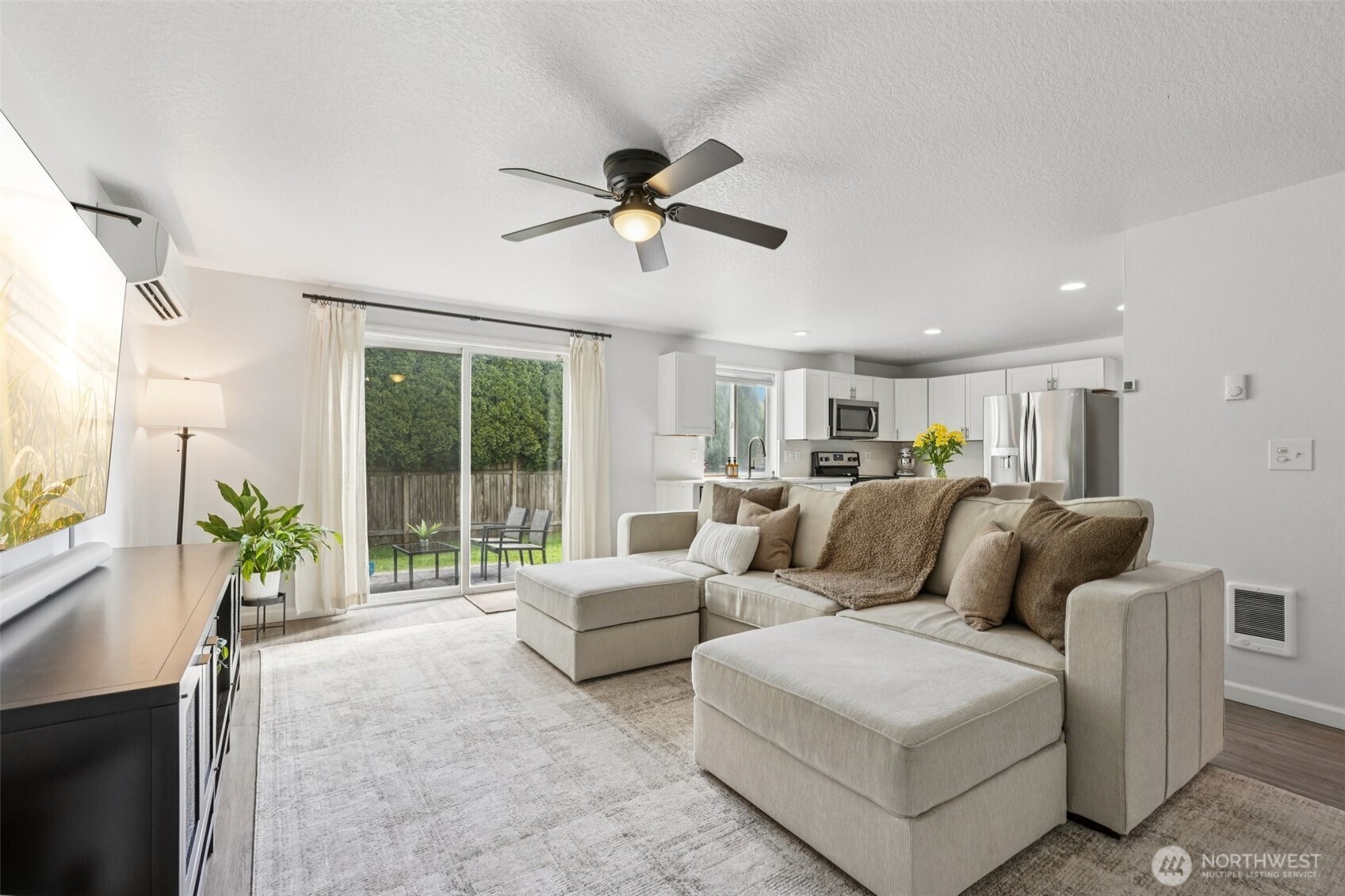 16001 NE 4th Way , Vancouver, WA 98684