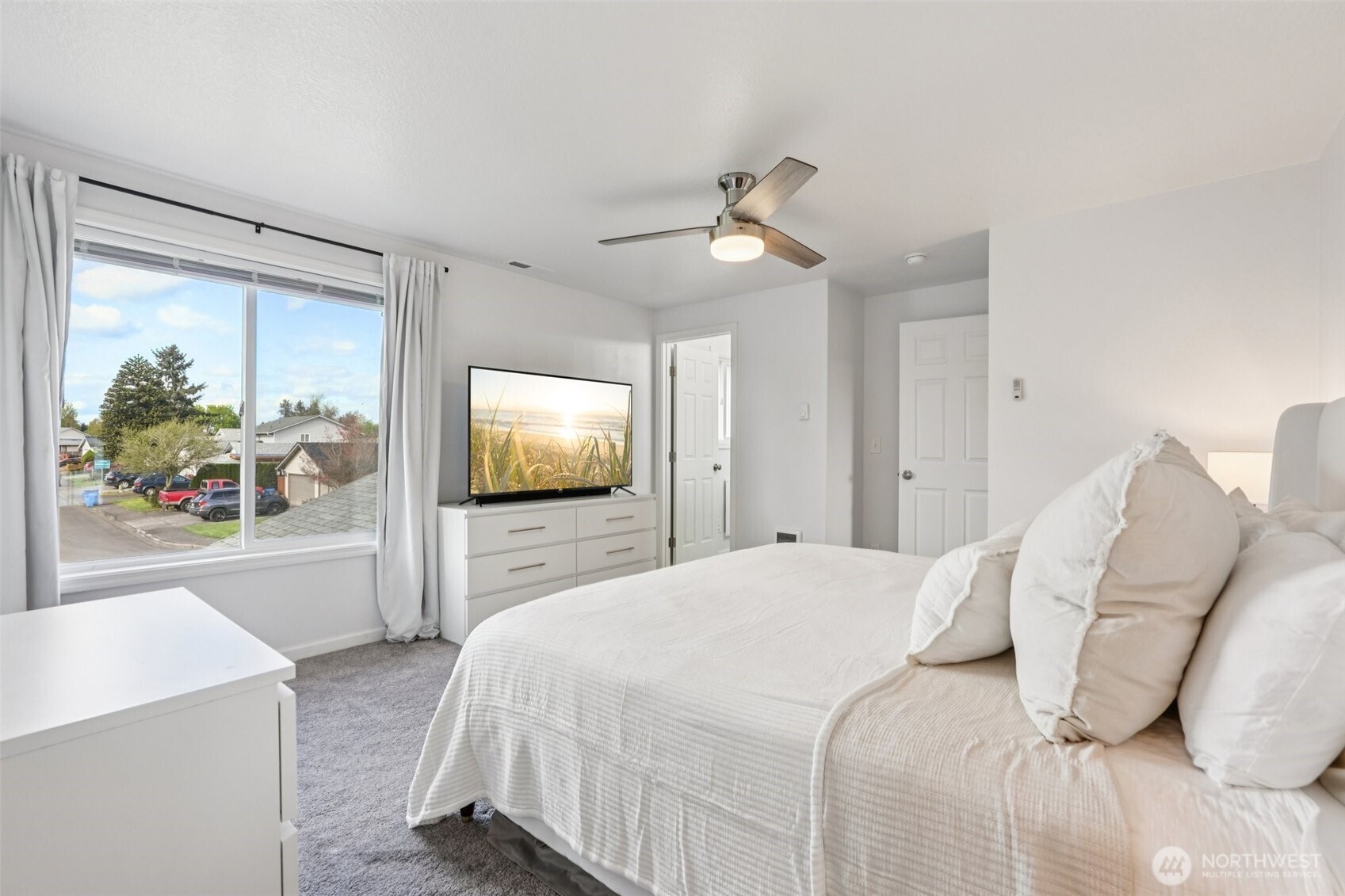 16001 NE 4th Way , Vancouver, WA 98684