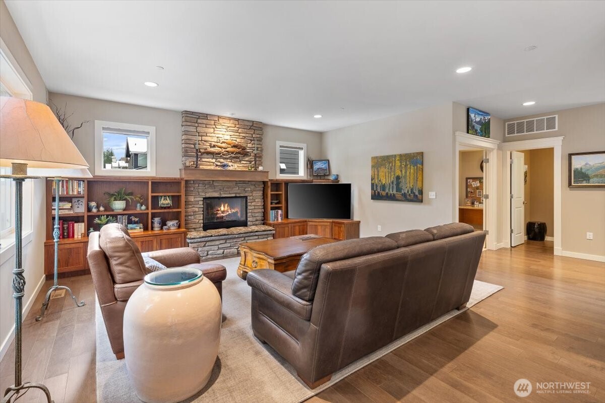 3556 SE 16th Street , North Bend, WA 98045