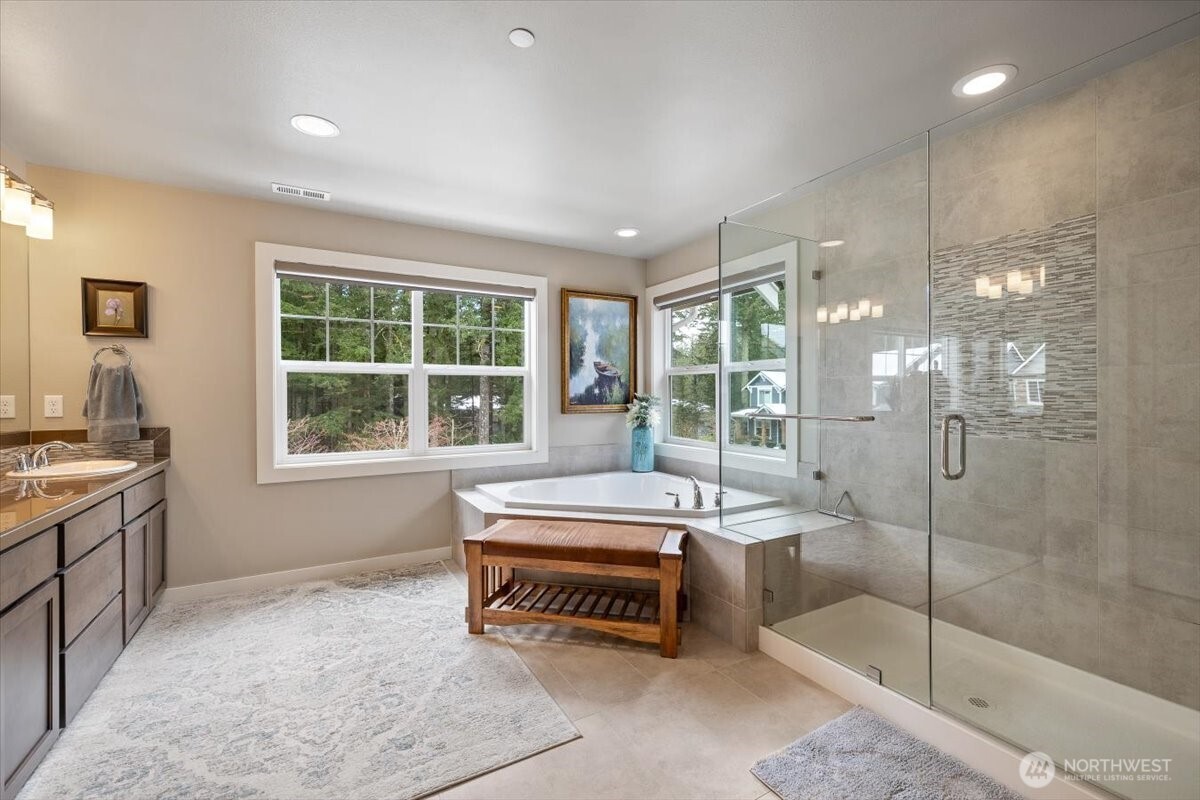 3556 SE 16th Street , North Bend, WA 98045