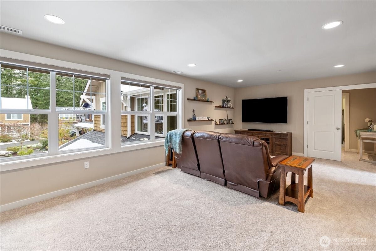 3556 SE 16th Street , North Bend, WA 98045