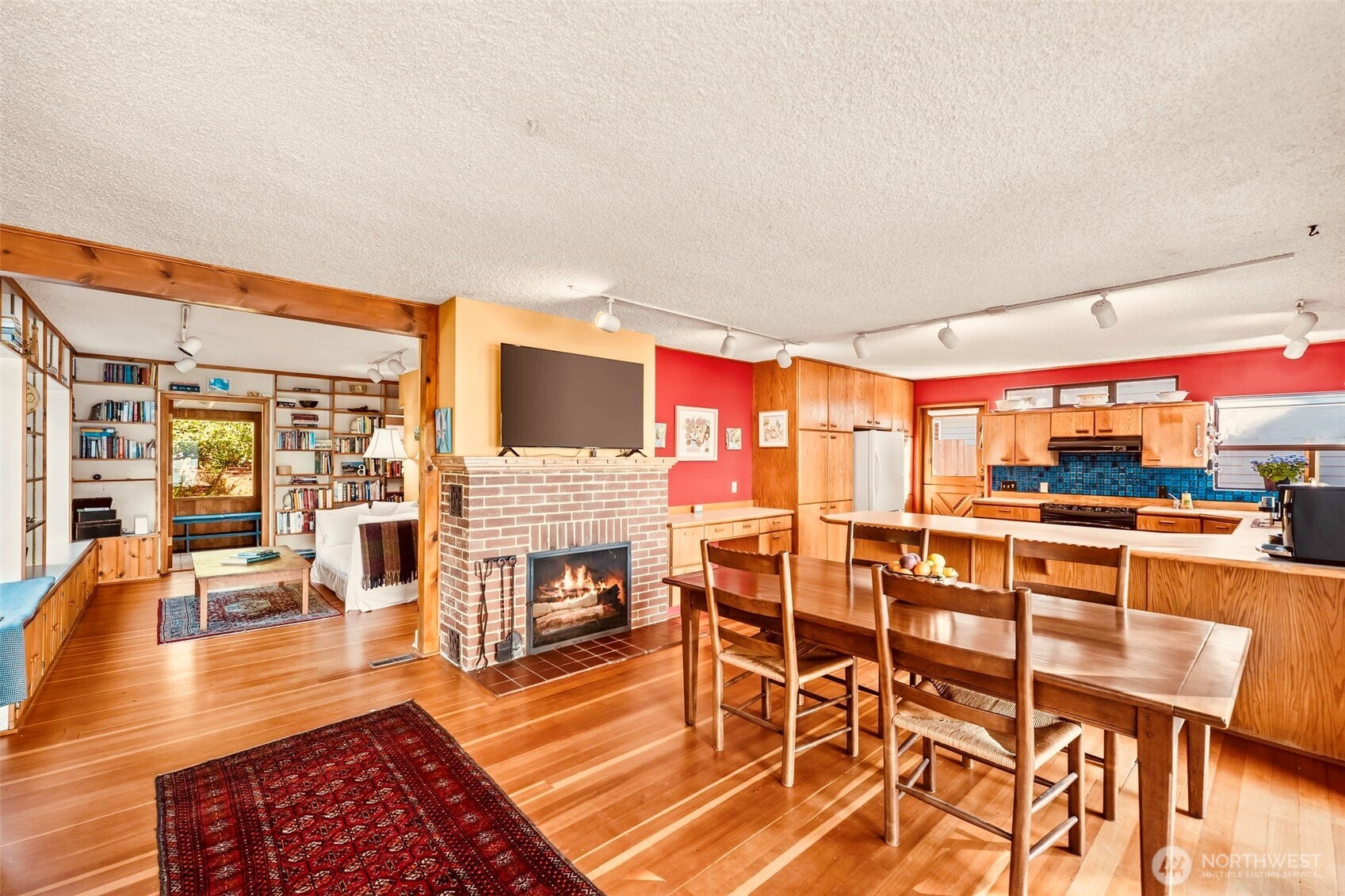 3620 Forest Beach Drive NW, Gig Harbor, WA 98335