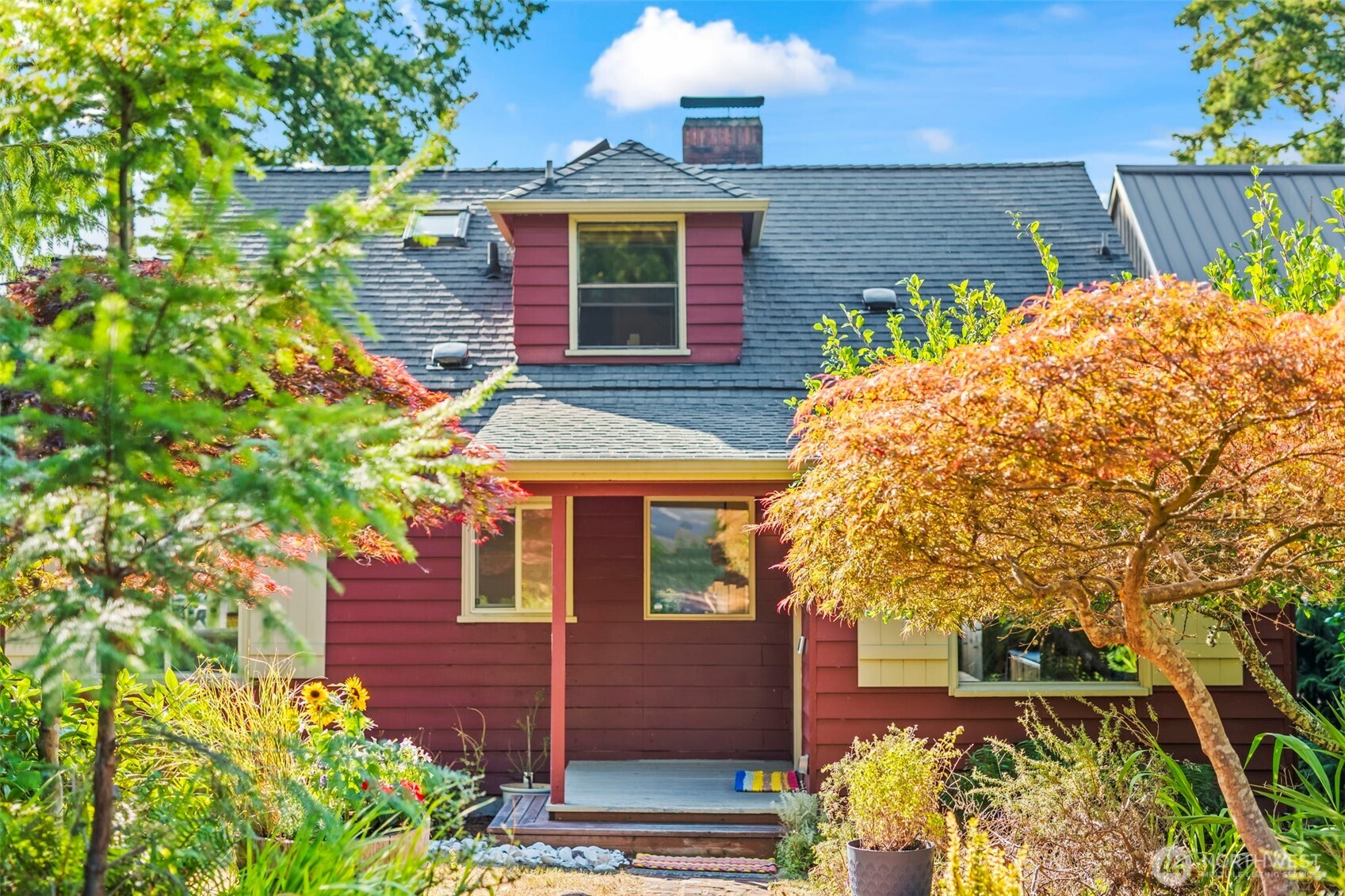 3620 Forest Beach Drive NW, Gig Harbor, WA 98335
