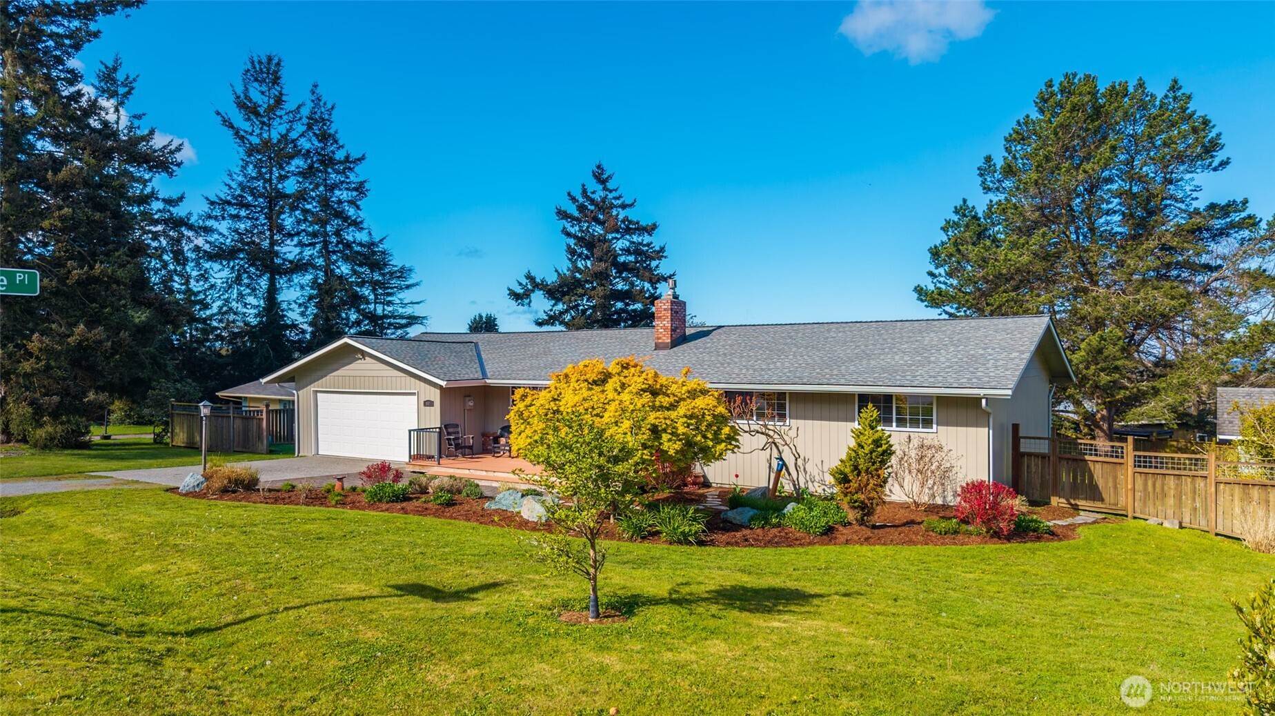 601 SW Thornberry , Oak Harbor, WA 98277
