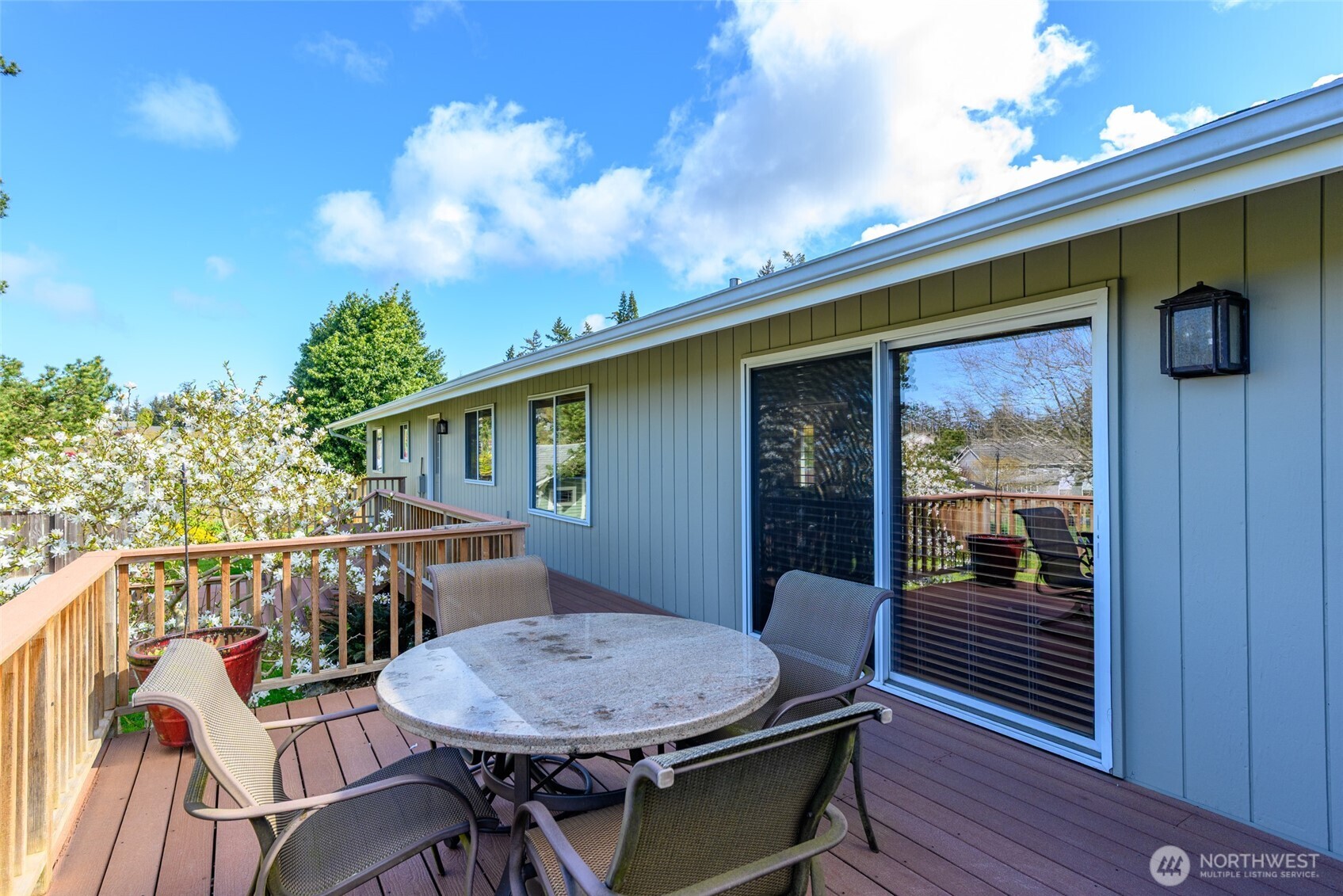 601 SW Thornberry , Oak Harbor, WA 98277