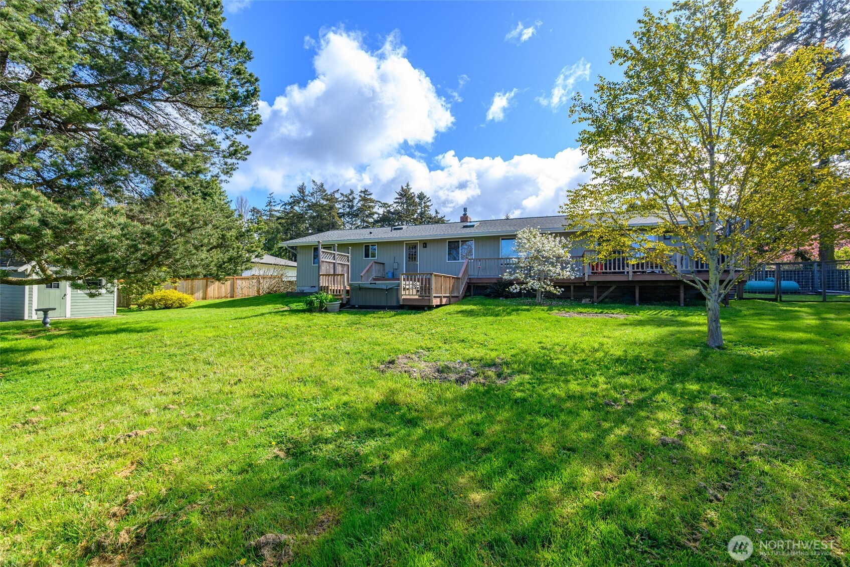 601 SW Thornberry , Oak Harbor, WA 98277