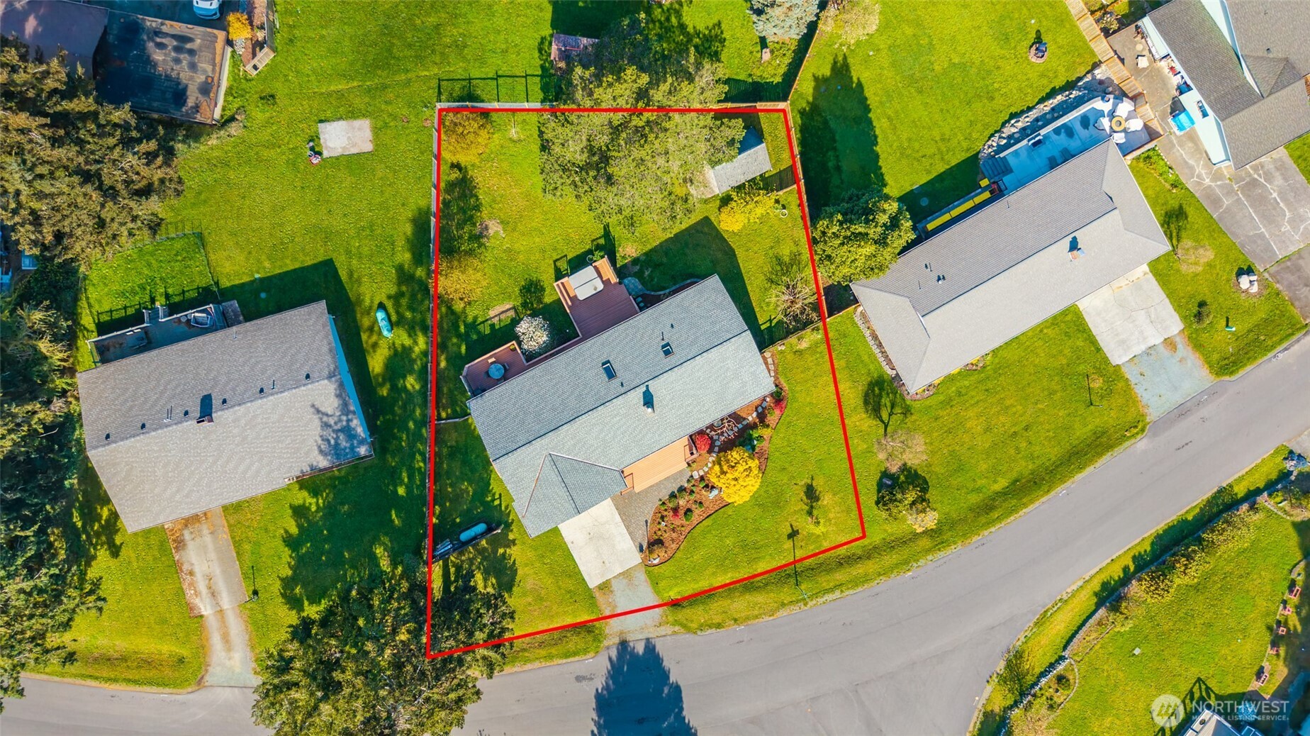 601 SW Thornberry , Oak Harbor, WA 98277