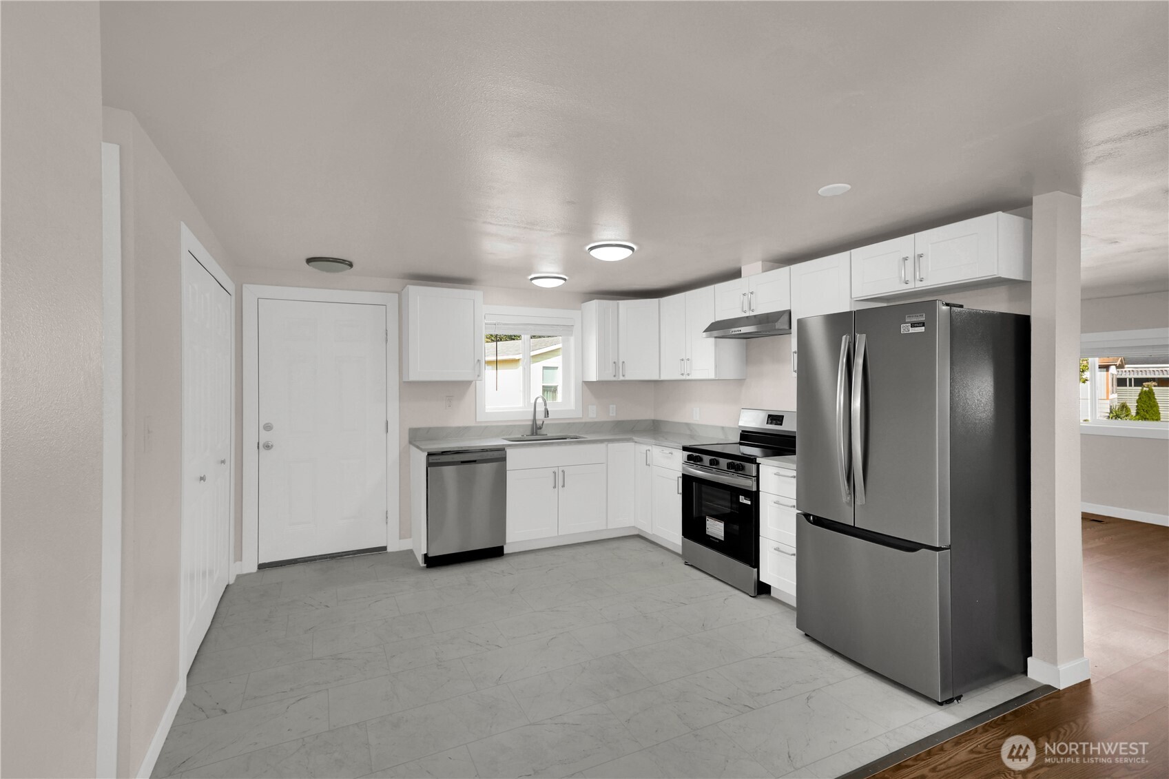 18501 52nd Avenue W #54, Lynnwood, WA 98037