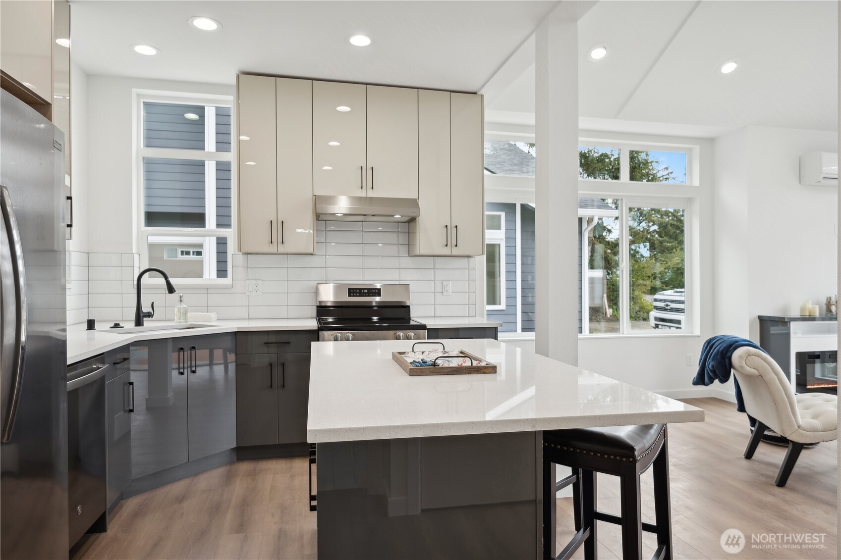 768 Point Brown Avenue SE #A, Ocean Shores, WA 98569